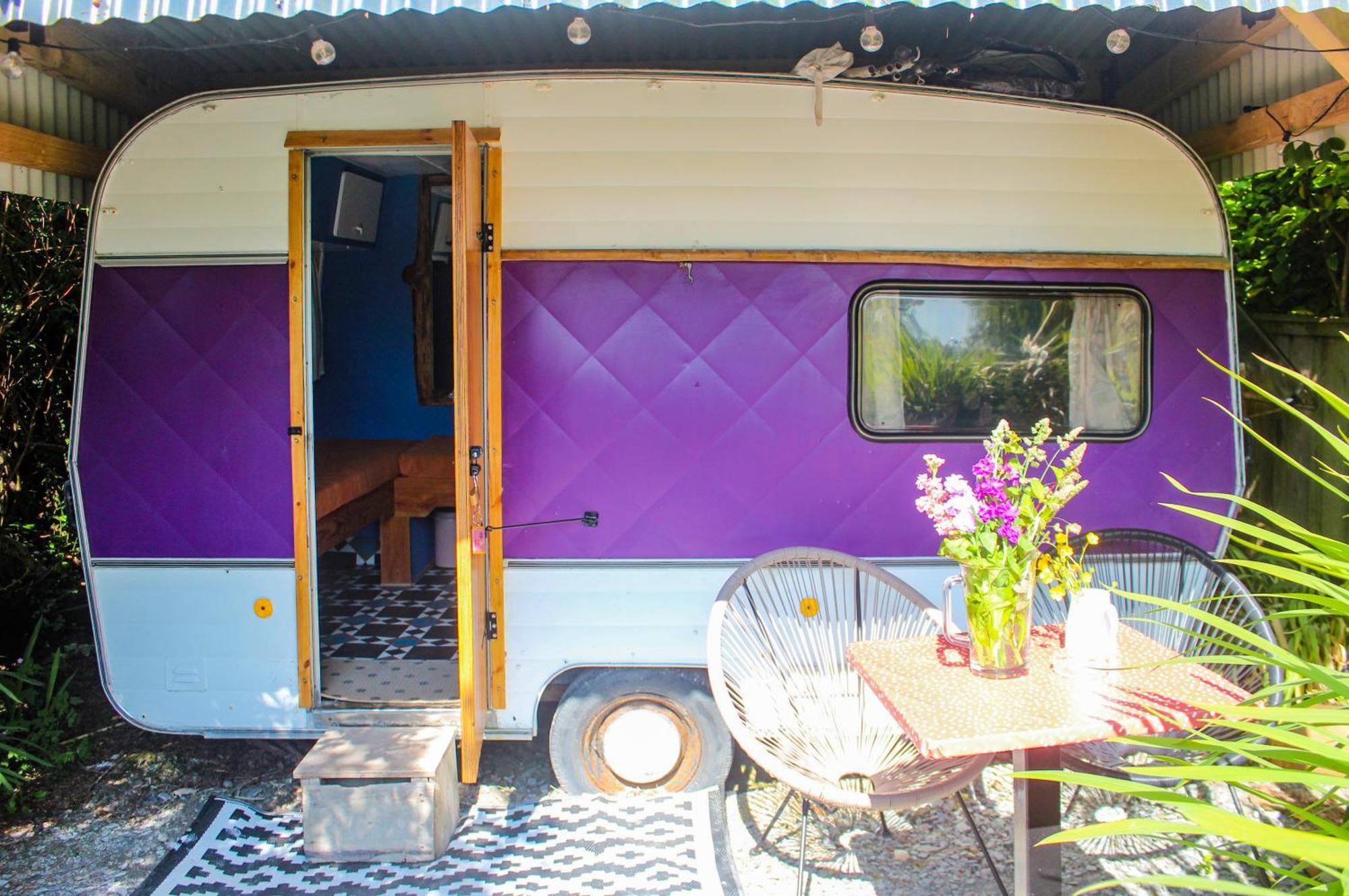 Retro Caravans At Valentia Island Escape Otel Chapeltown Dış mekan fotoğraf